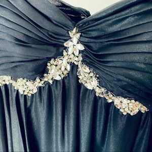 JS COLLECTIONS 💎 FORMAL DRESS 💎 SHIMMERY NAVY